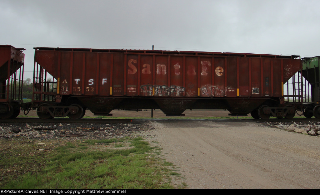 Santa Fe Covered Hopper